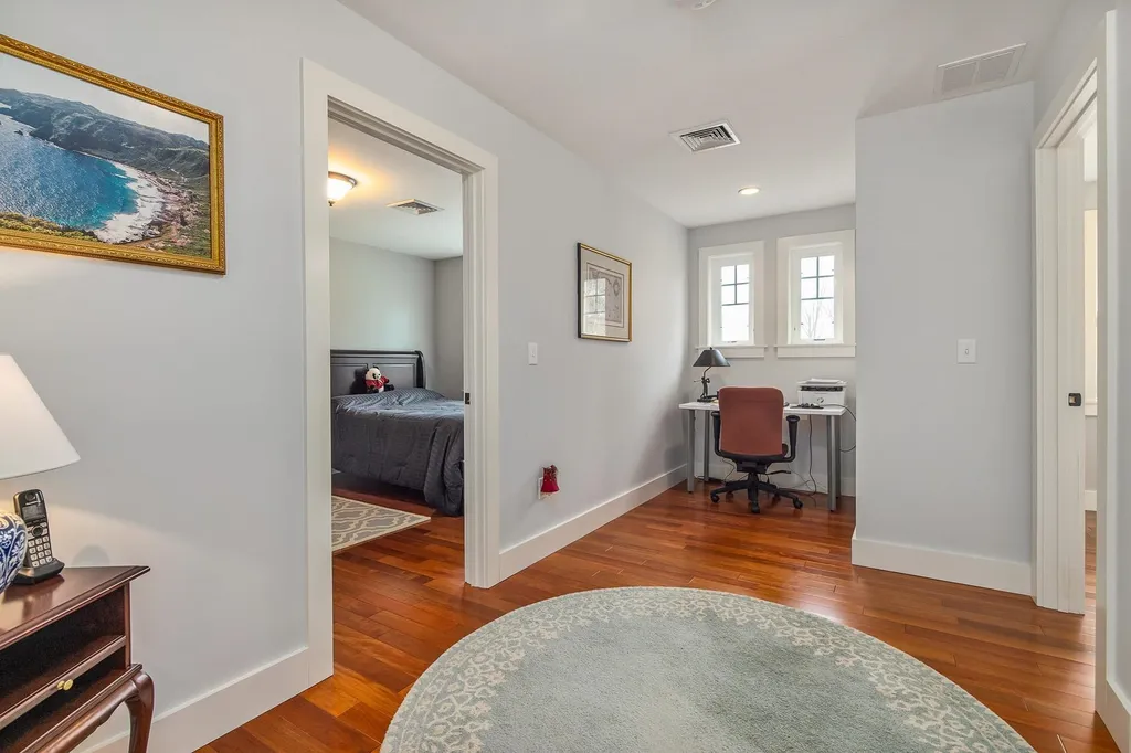 34 Winnicut Road North Hampton NH 03862