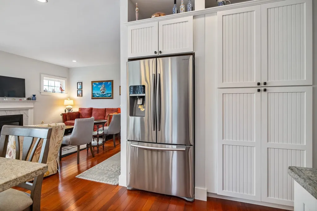 34 Winnicut Road North Hampton NH 03862