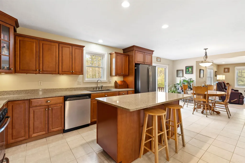 14 S Ridge Road Bradford NH 03221