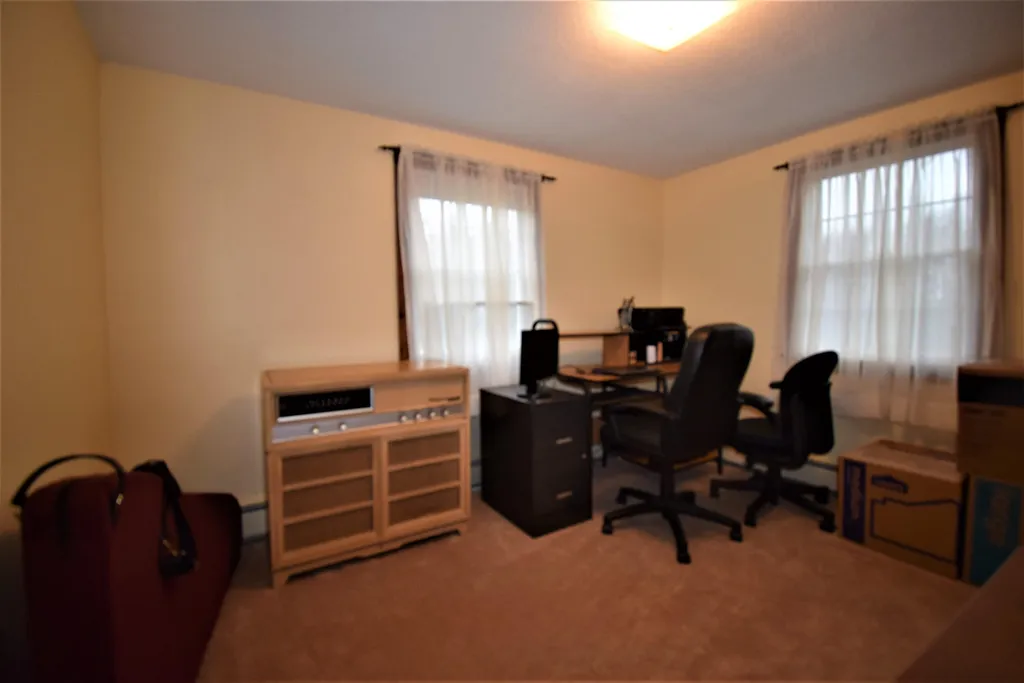 14 Exeter Road Kingston NH 03848