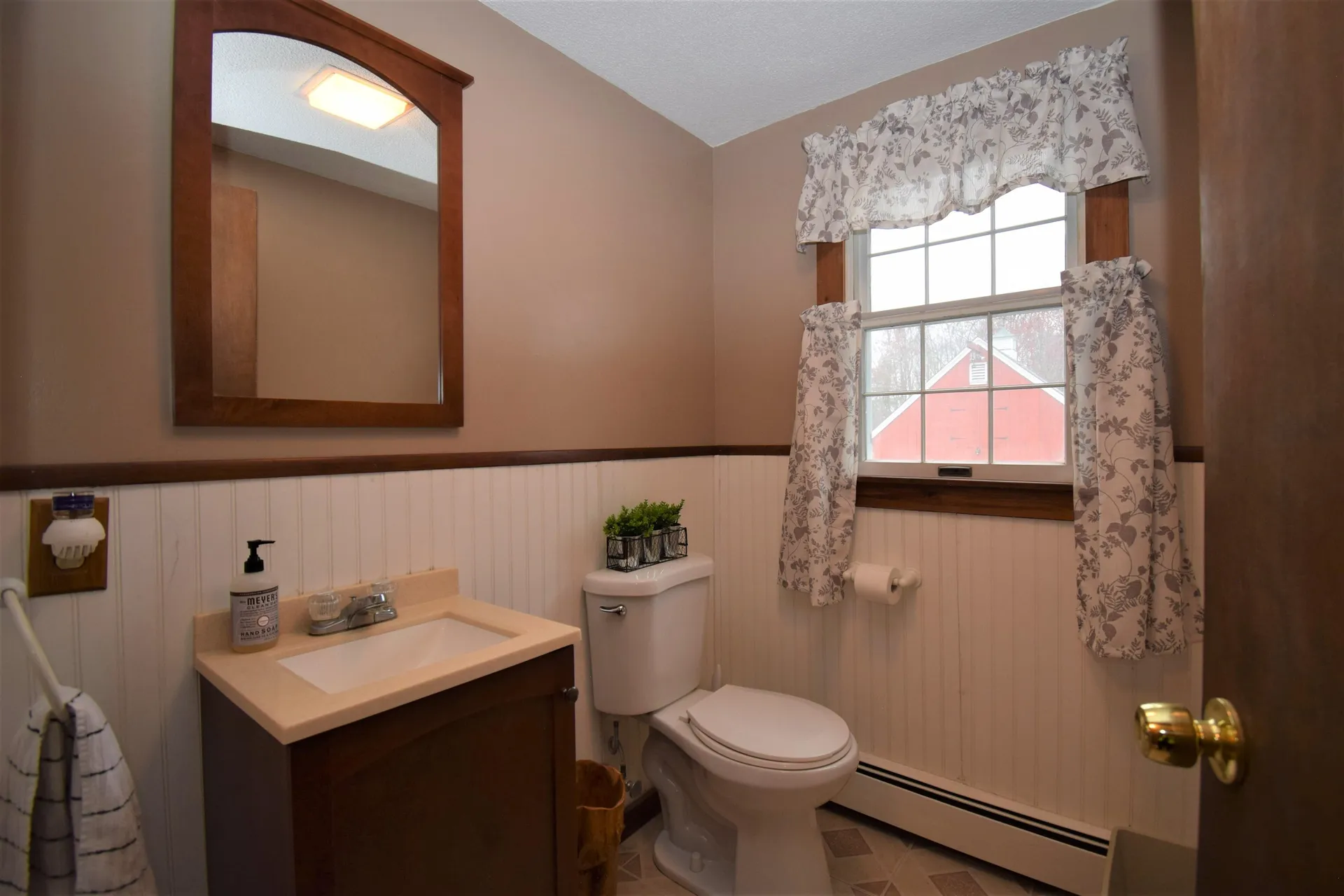14 Exeter Road Kingston NH 03848