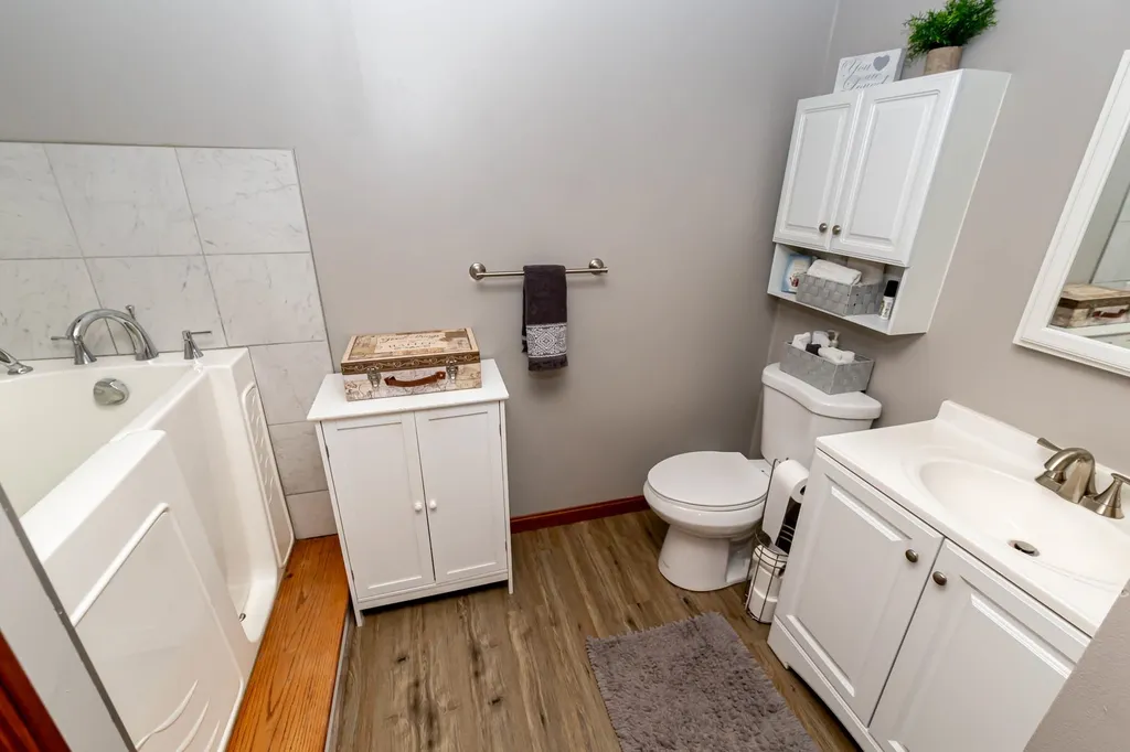 25b Lund Drive Hudson NH 03051