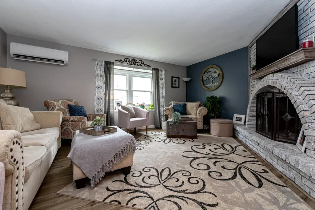 25b Lund Drive Hudson NH 03051