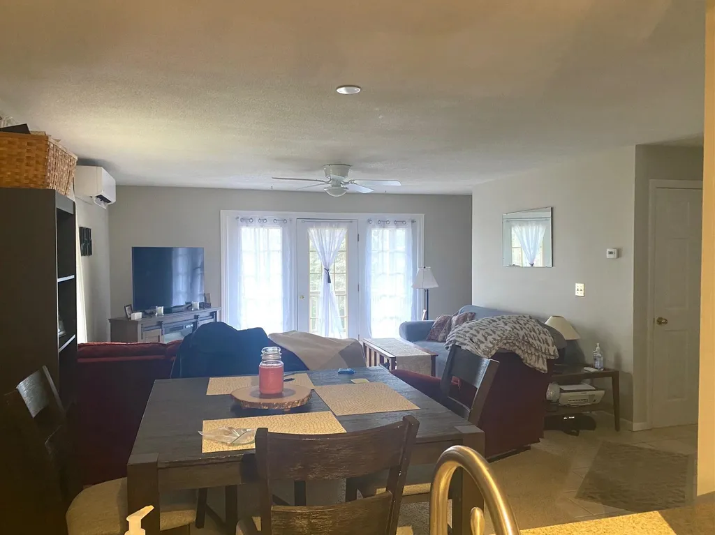 6 Pheasant Lane Claremont NH 03743