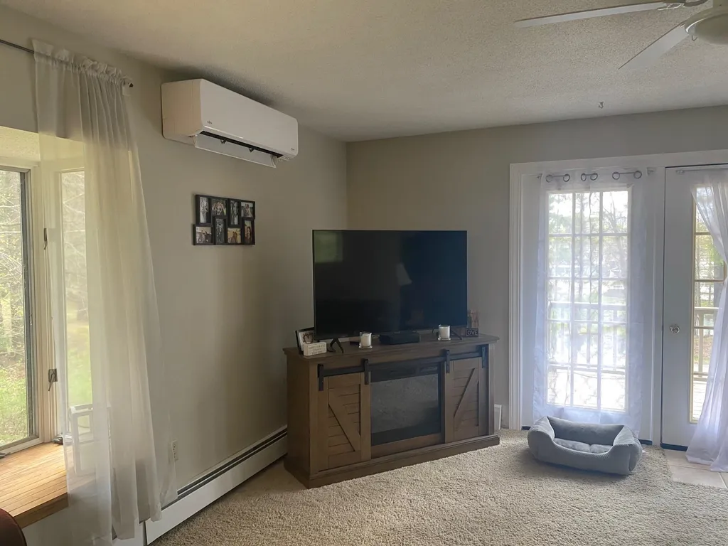 6 Pheasant Lane Claremont NH 03743