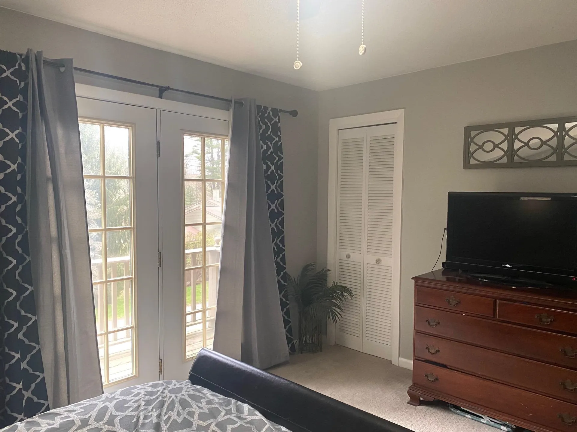 6 Pheasant Lane Claremont NH 03743