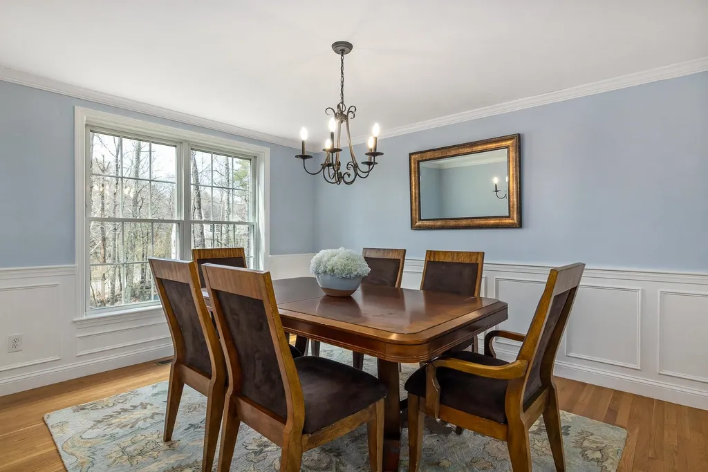 76 Ladyslipper Drive Newmarket NH 03857
