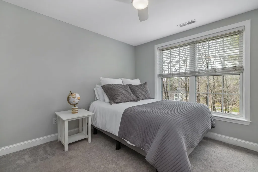 76 Ladyslipper Drive Newmarket NH 03857