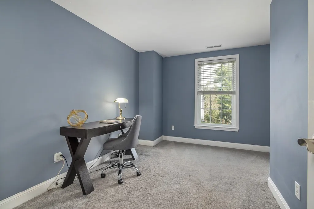 76 Ladyslipper Drive Newmarket NH 03857