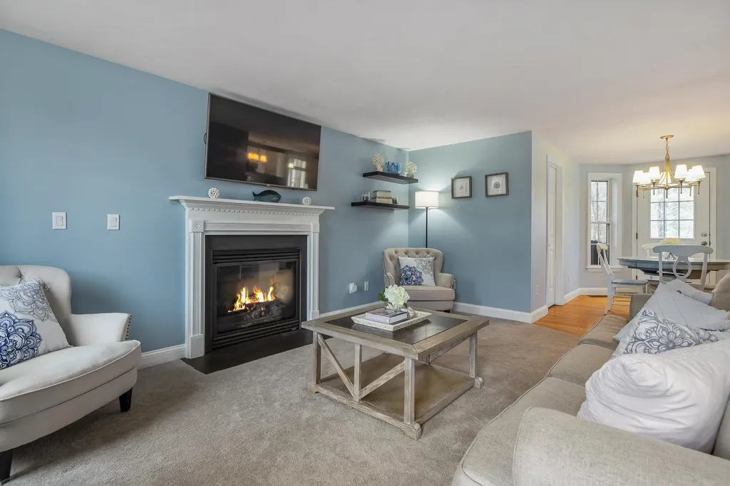 76 Ladyslipper Drive Newmarket NH 03857