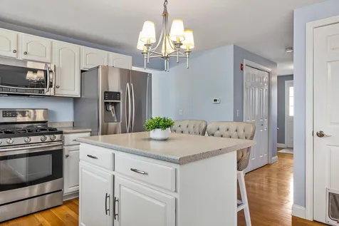 76 Ladyslipper Drive Newmarket NH 03857