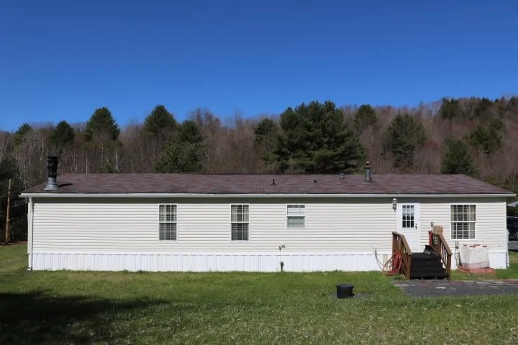 142 Soucy Lane Williamstown VT 05679