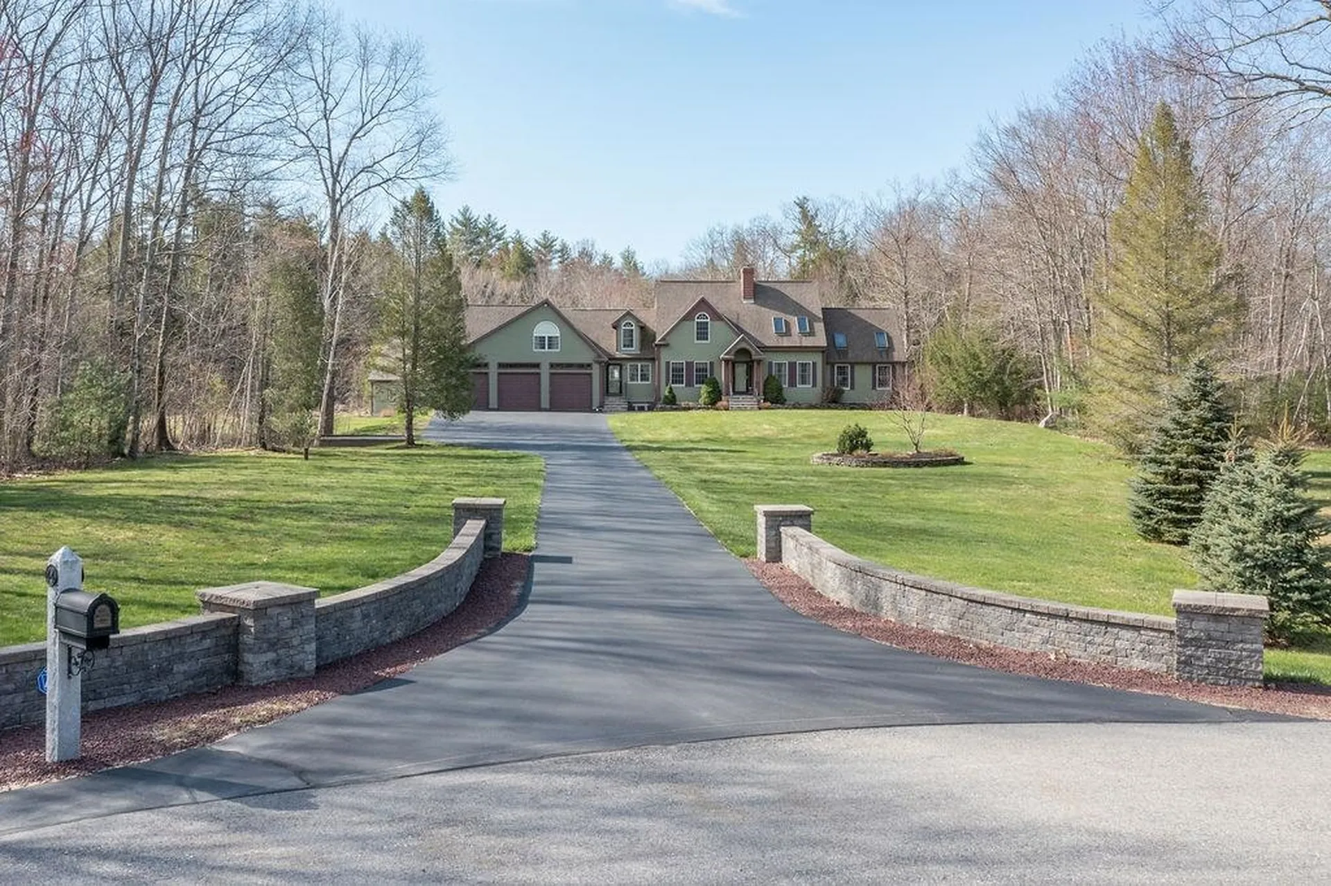 44 Lone Pine Circle Barrington NH 03825