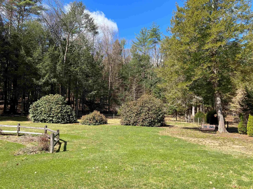 52 Hayward Drive Surry NH 03431