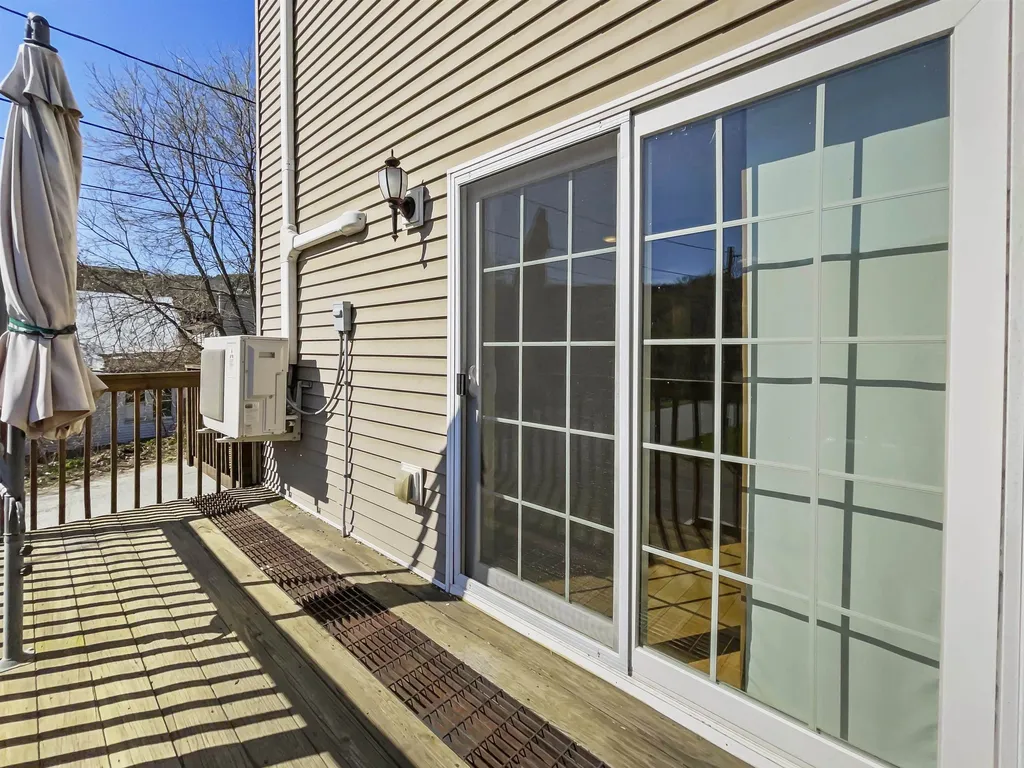 1188 Maple Street Hartford VT 05047