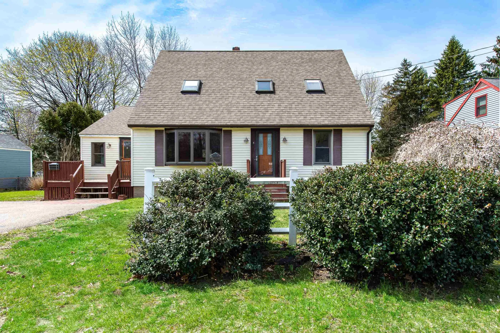 5 Maplecrest Street Newmarket NH 03857