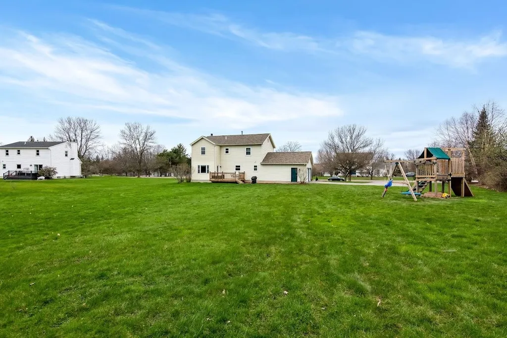 88 Isham Circle Williston VT 05495