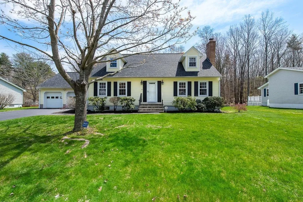 14 Harding Road Portsmouth NH 03801