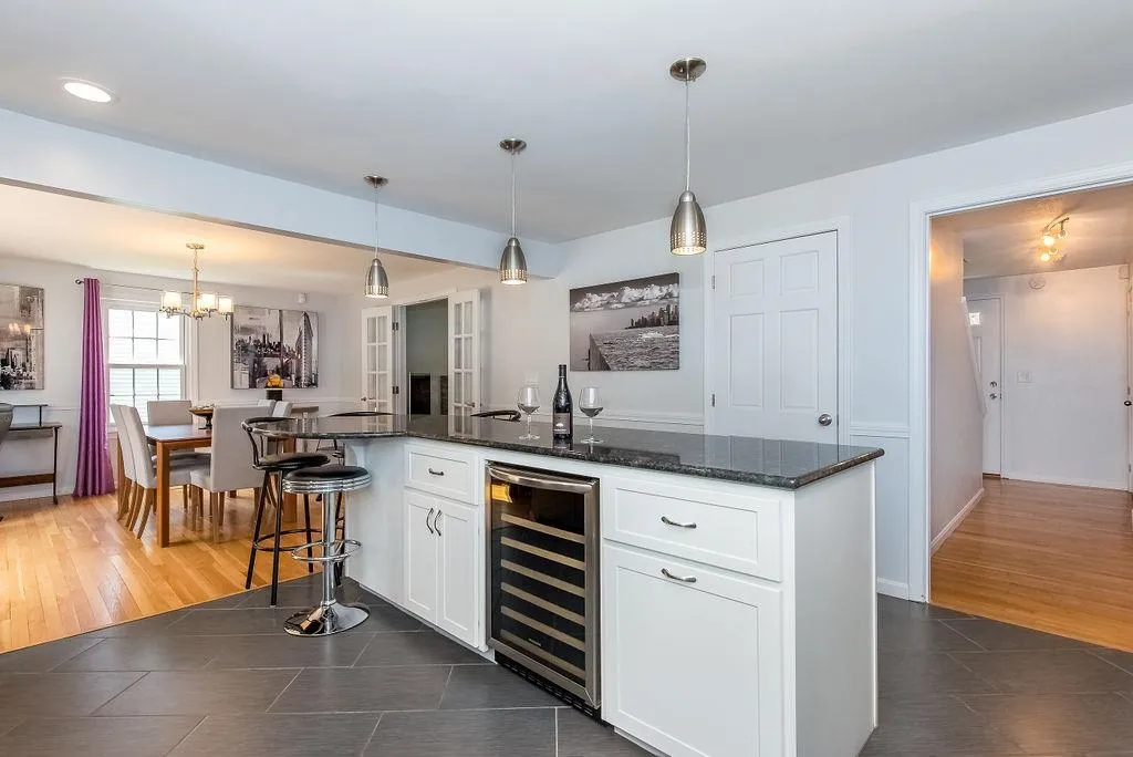 14 Harding Road Portsmouth NH 03801