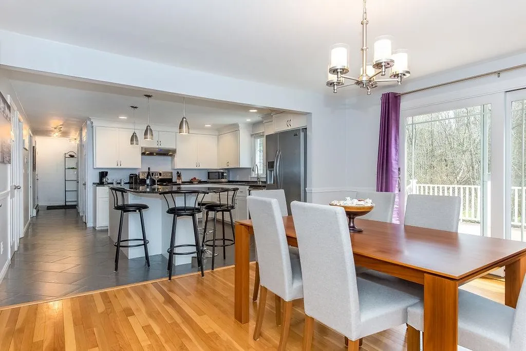 14 Harding Road Portsmouth NH 03801