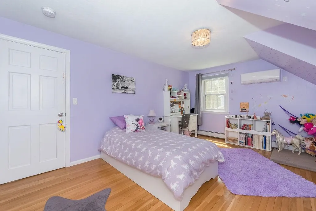 14 Harding Road Portsmouth NH 03801