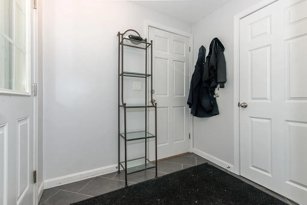 14 Harding Road Portsmouth NH 03801