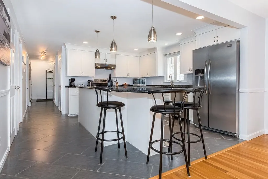 14 Harding Road Portsmouth NH 03801