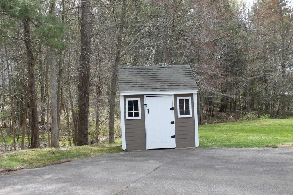 161 Rollingwood Road Eliot ME 03903