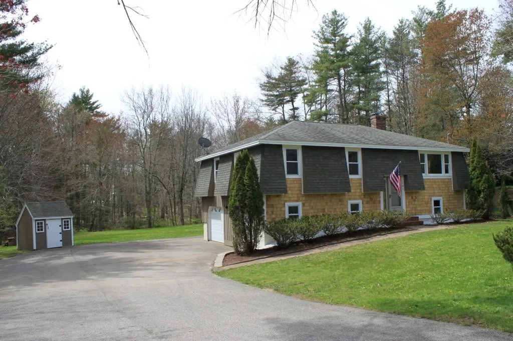 161 Rollingwood Road Eliot ME 03903