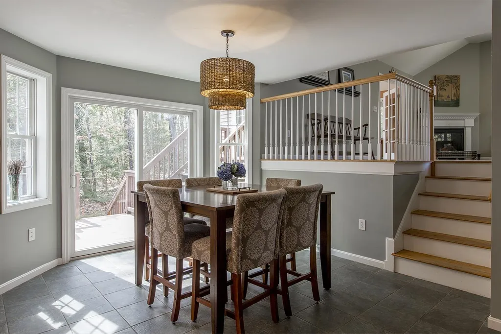 79 Mohawk Lane Brentwood NH 03833