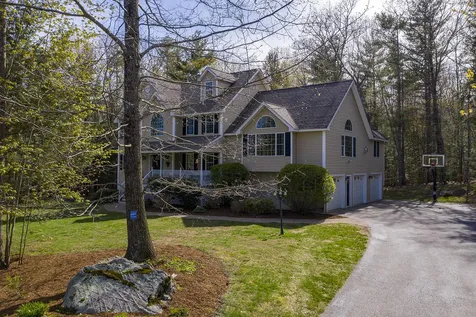 79 Mohawk Lane Brentwood NH 03833