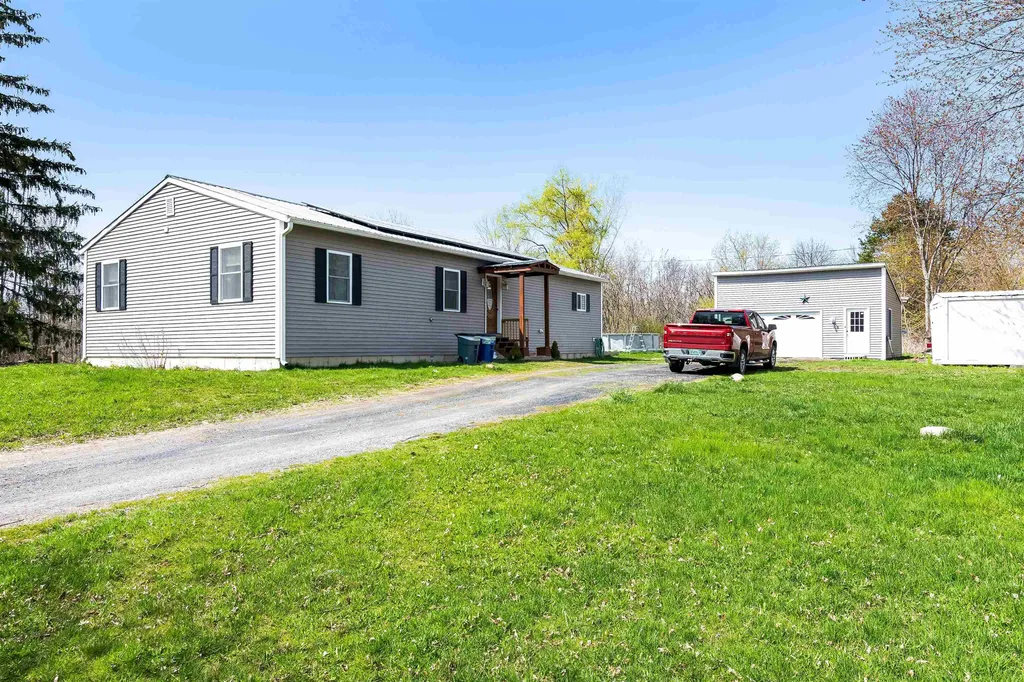 716 South End Road North Hero VT 05474