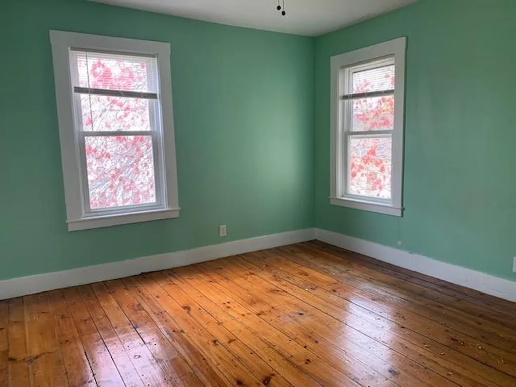 182 Green Street Somersworth NH 03878