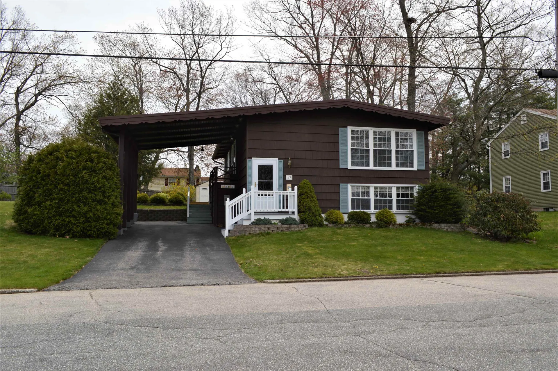 69 Allied Street Manchester NH 03109