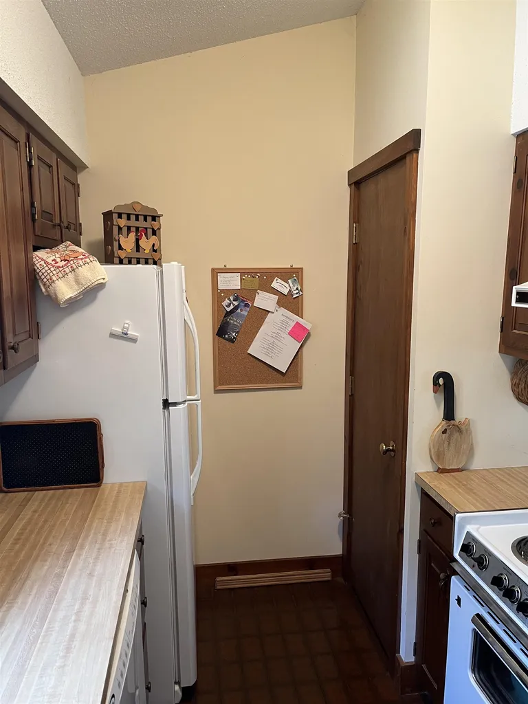 1299 Quechee Main Street Hartford VT 05059