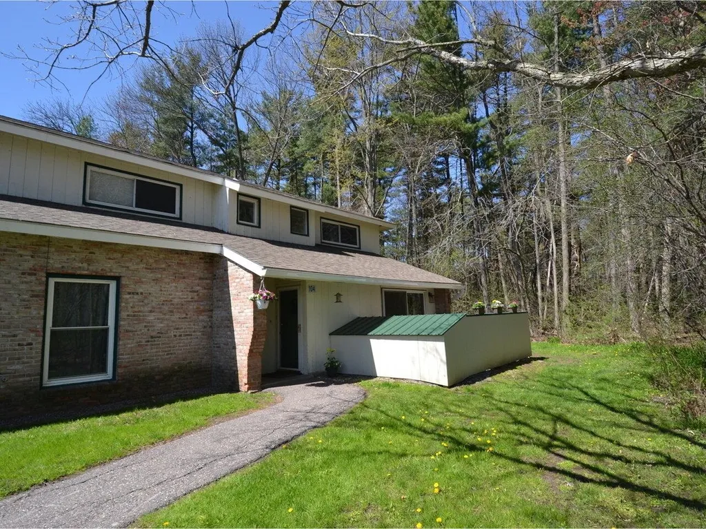 225 Ledgewood Circle Burlington VT 05401