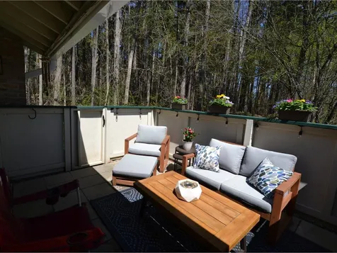 225 Ledgewood Circle Burlington VT 05401