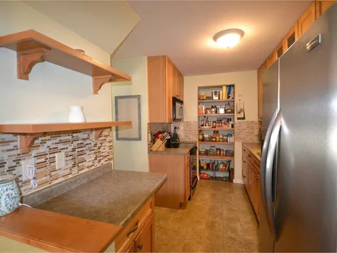 225 Ledgewood Circle Burlington VT 05401