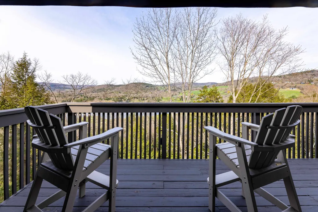 443 Alden Partridge Road Hartford VT 05059