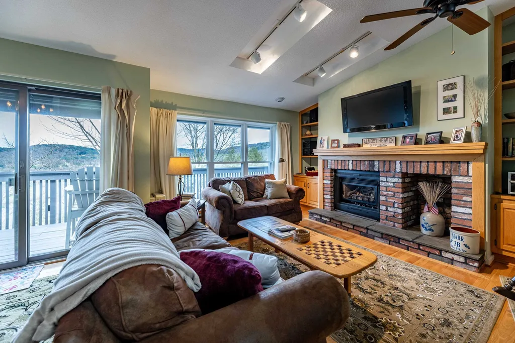 443 Alden Partridge Road Hartford VT 05059