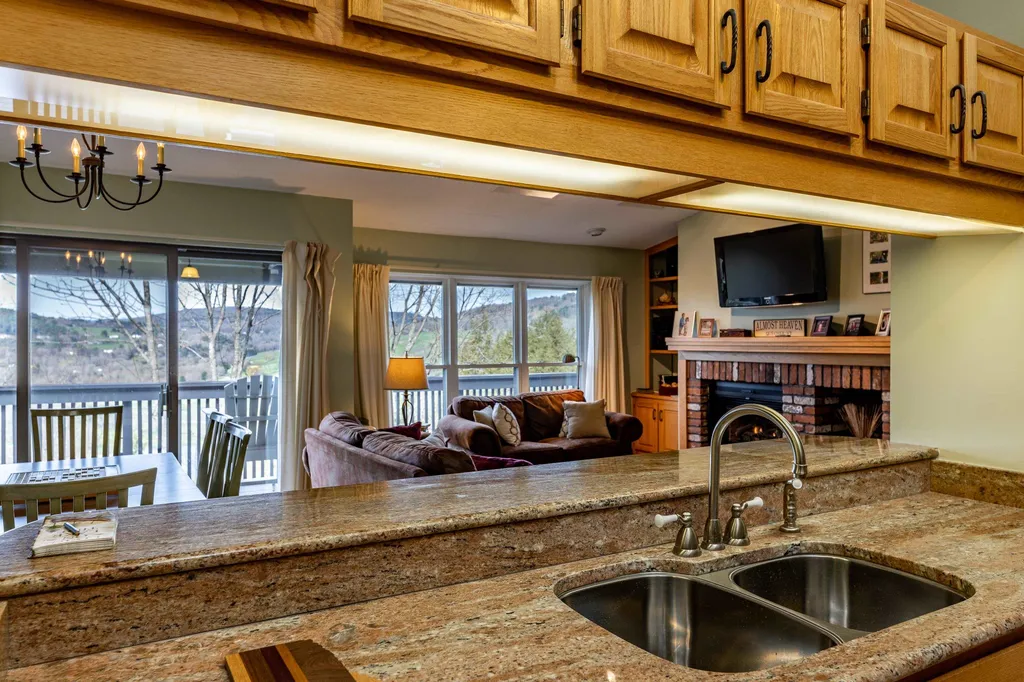 443 Alden Partridge Road Hartford VT 05059