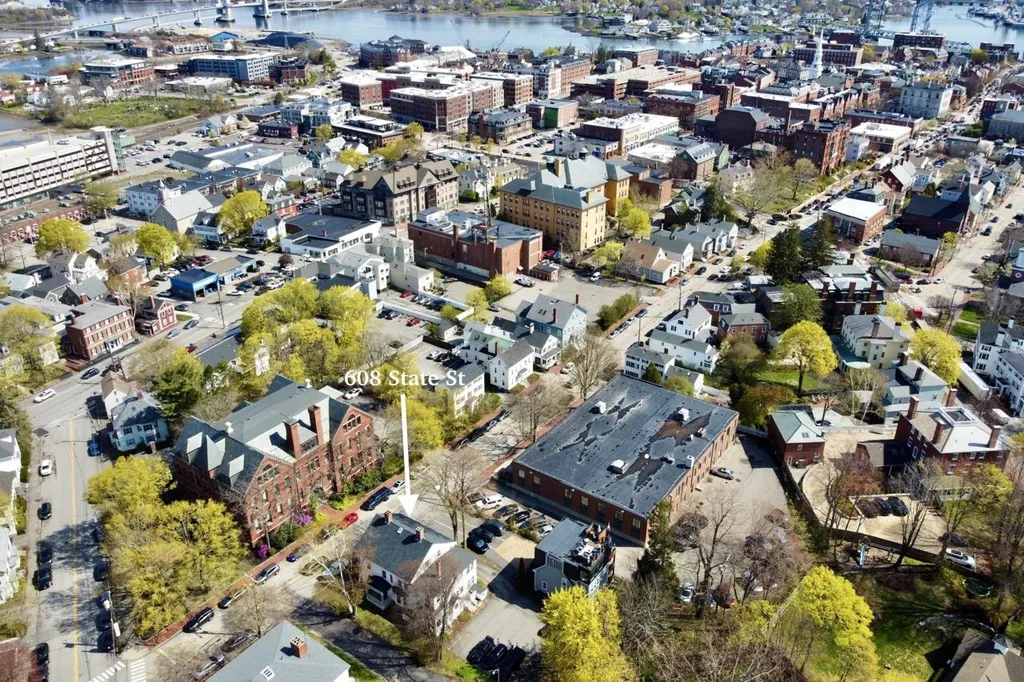 608 State Street Portsmouth NH 03801