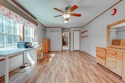 16 Sunset Boulevard Acton ME 04001