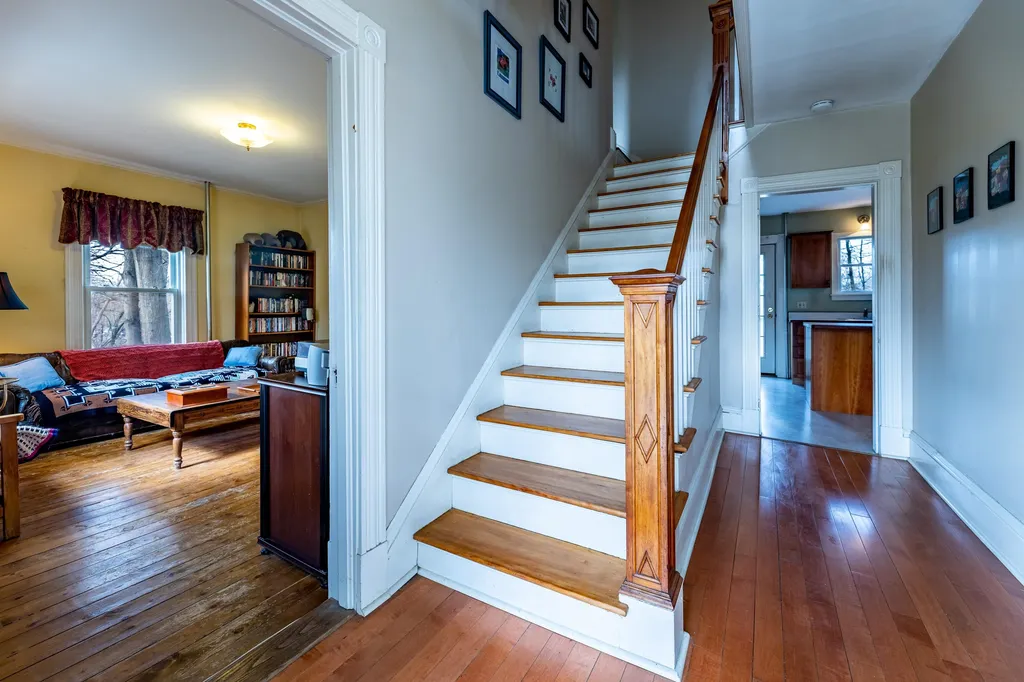 3 Crafts Avenue Lebanon NH 03784