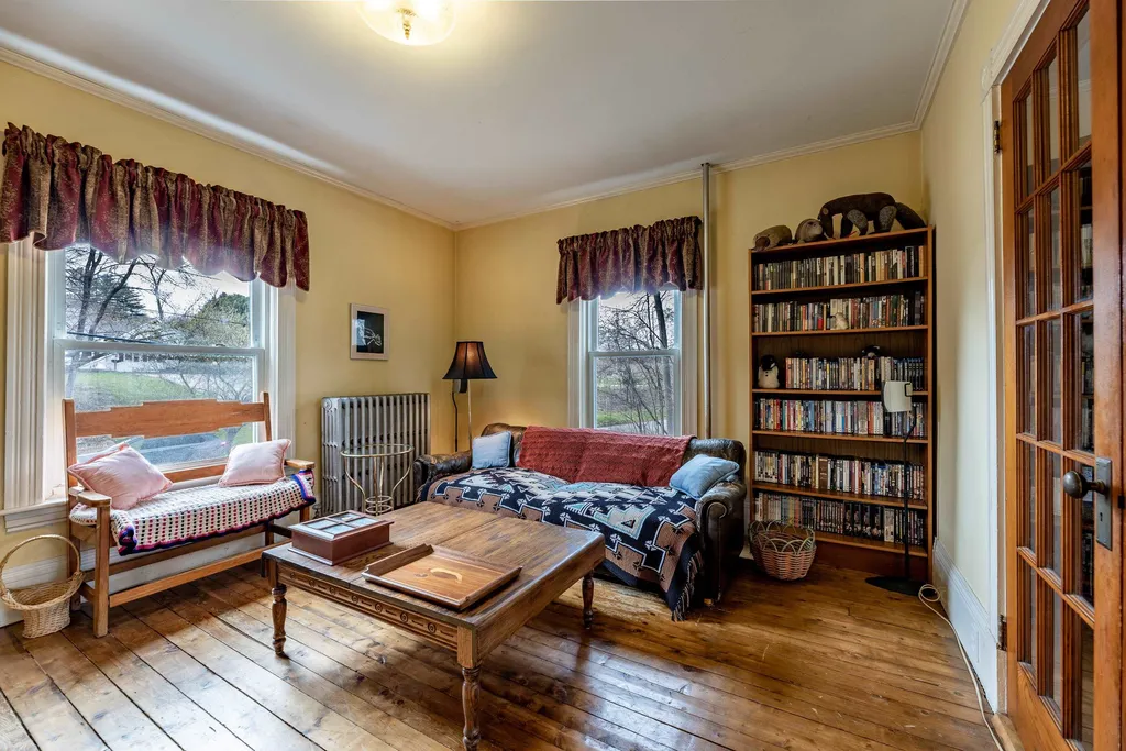 3 Crafts Avenue Lebanon NH 03784