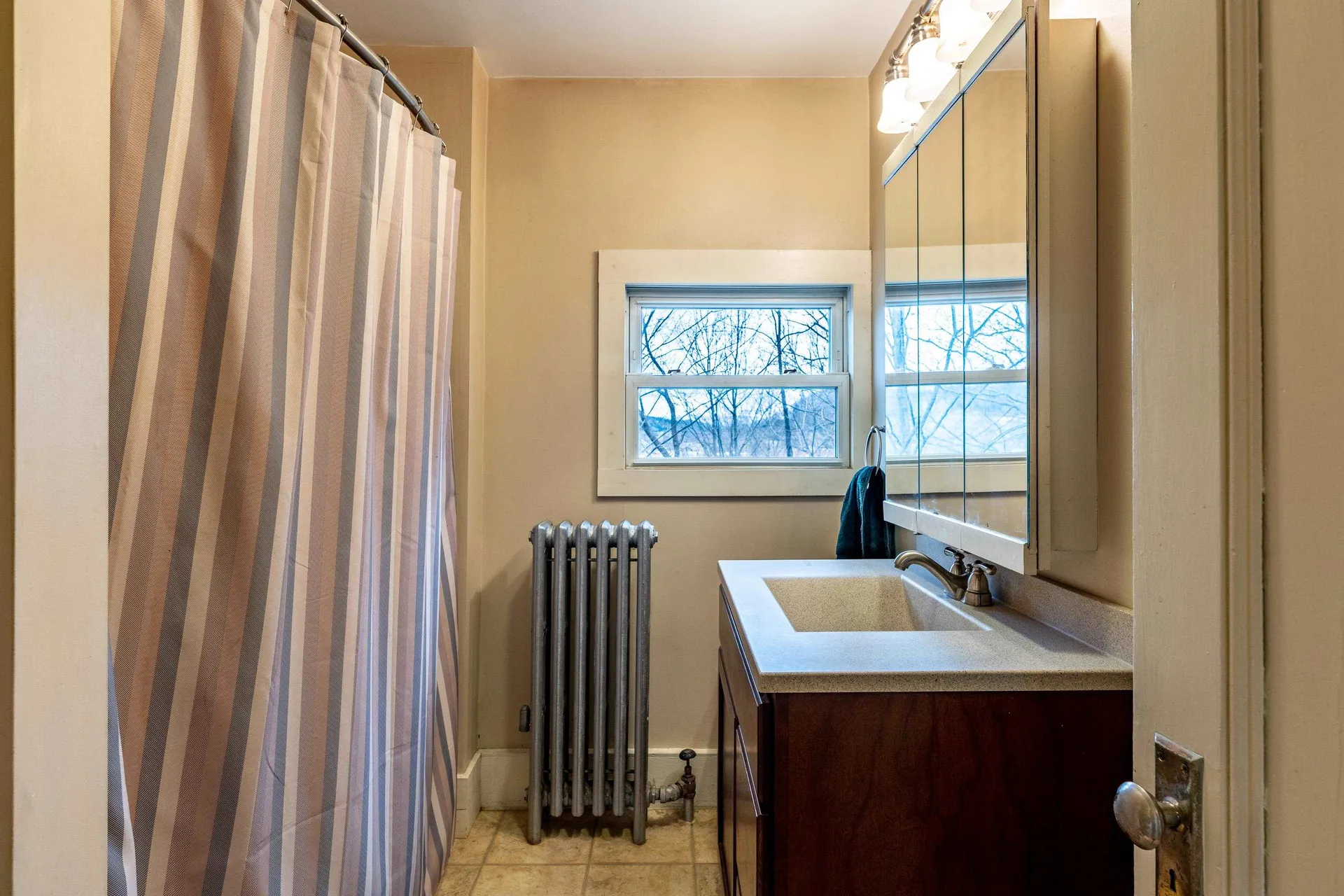 3 Crafts Avenue Lebanon NH 03784