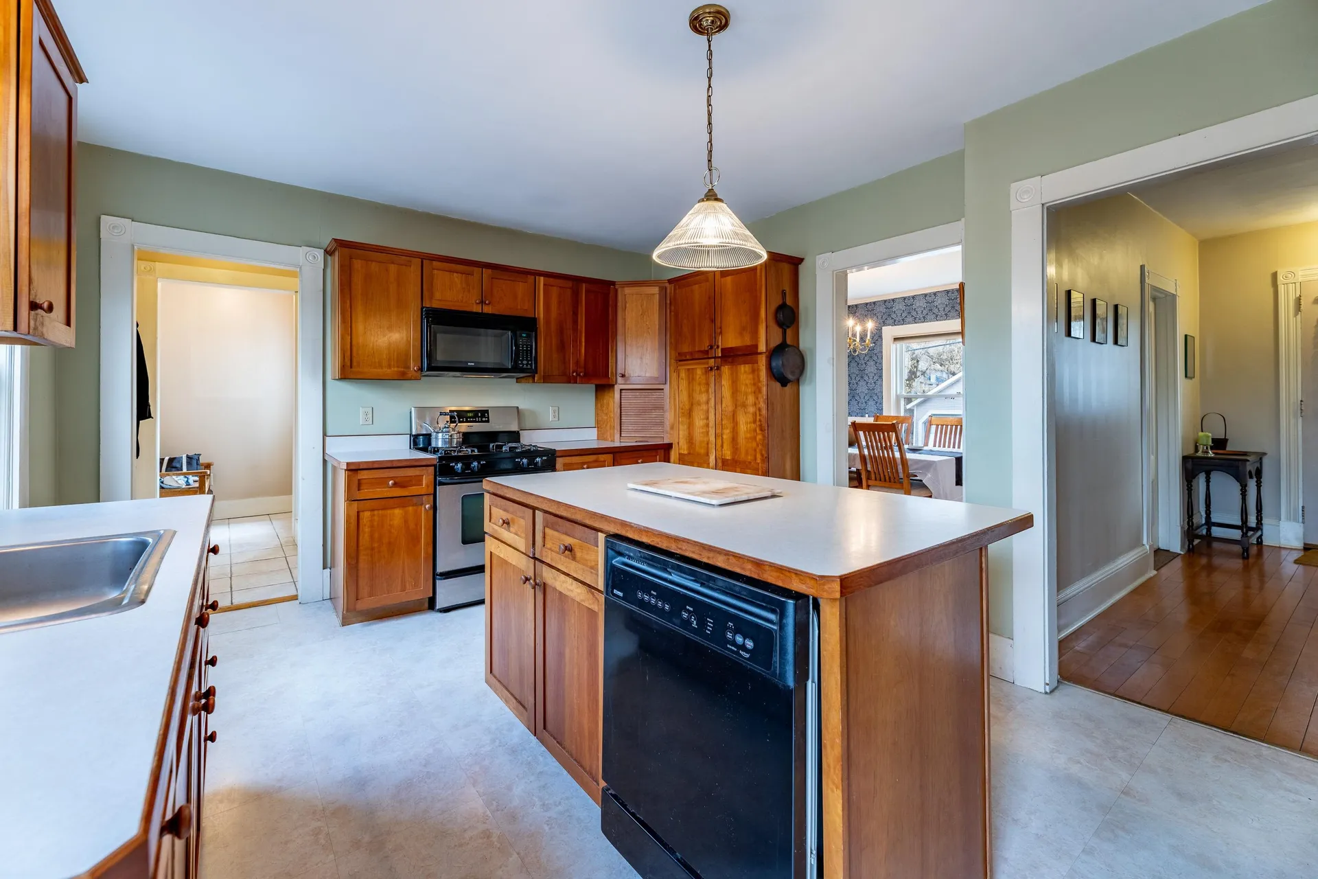 3 Crafts Avenue Lebanon NH 03784