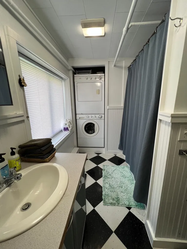 81 Hood Street Winooski VT 05404
