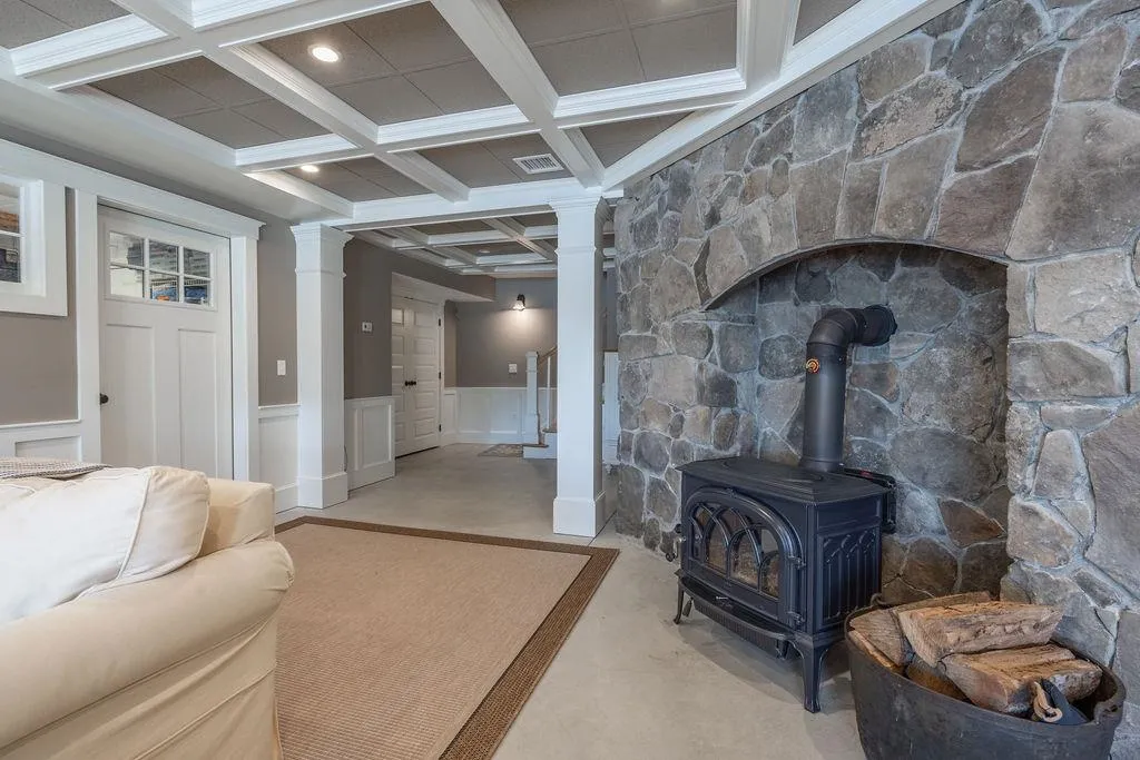 36 Dale Road Meredith NH 03253