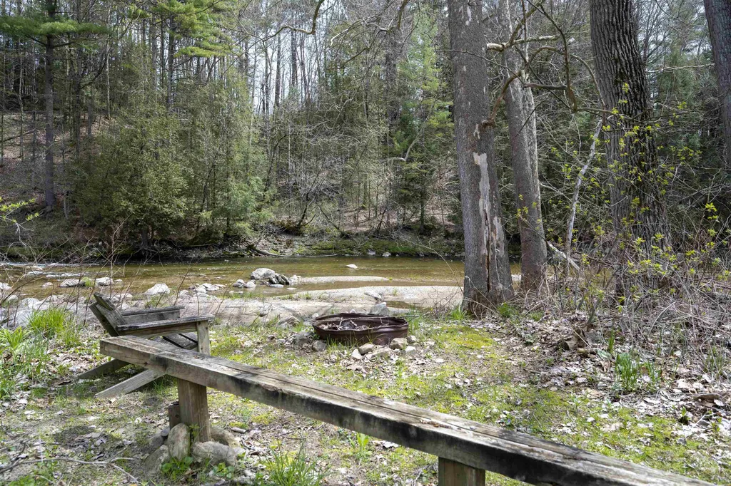 4003 River Road New Haven VT 05472